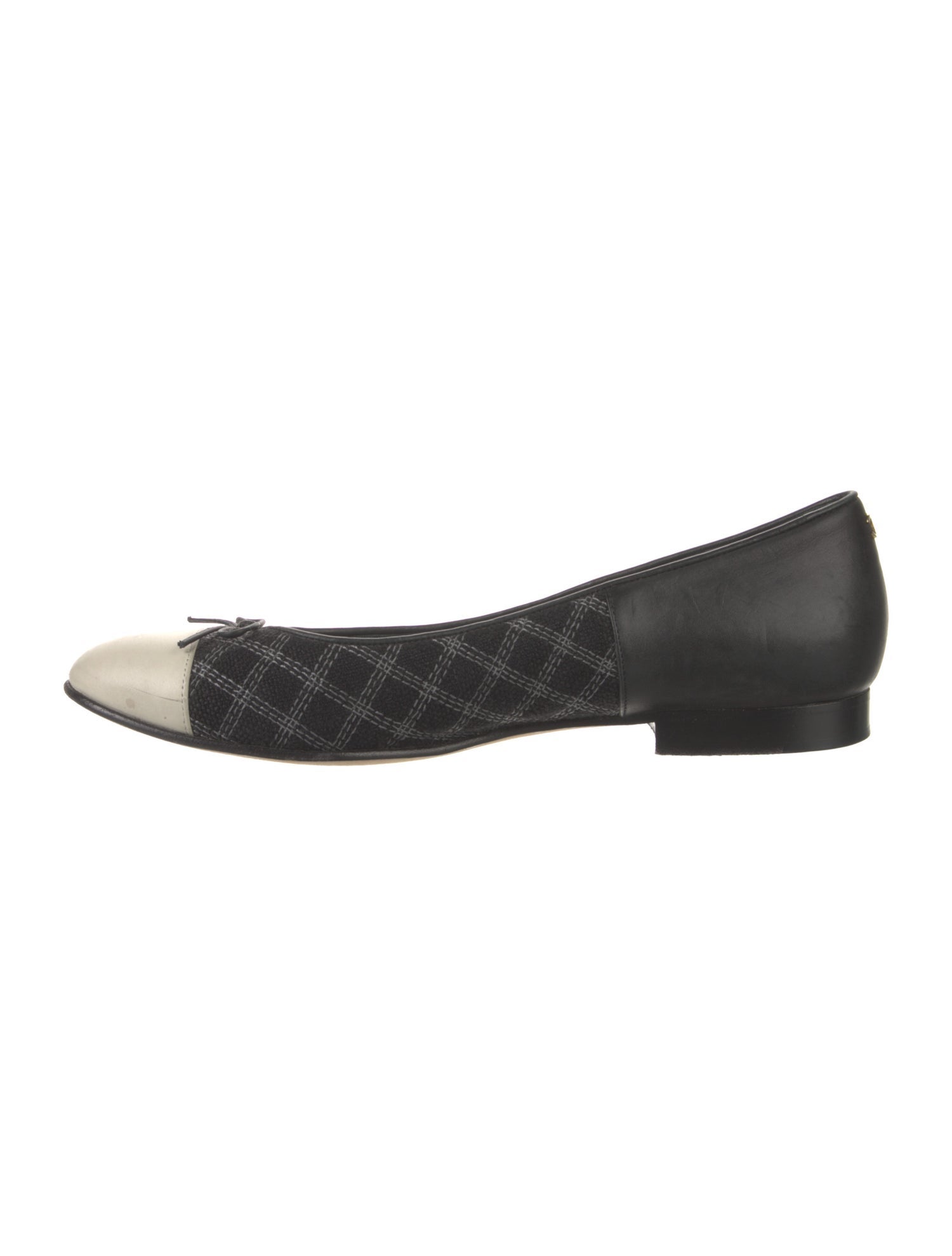 Chanel 2014 Interlocking CC Logo Ballet Flats